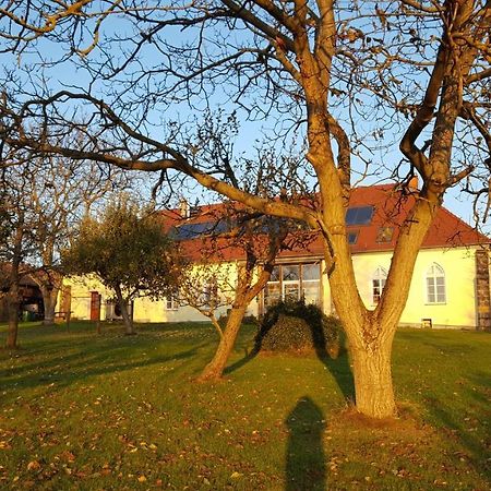 Ferienwohnung Rittergut Rossendorf Дрезден Екстер'єр фото